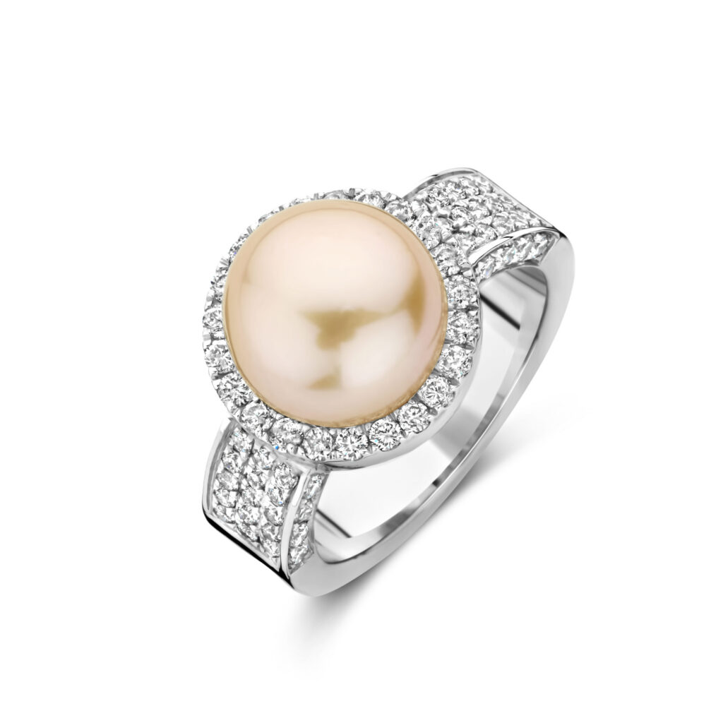 Zoetwaterparel - juweel op maat van JewelStyling